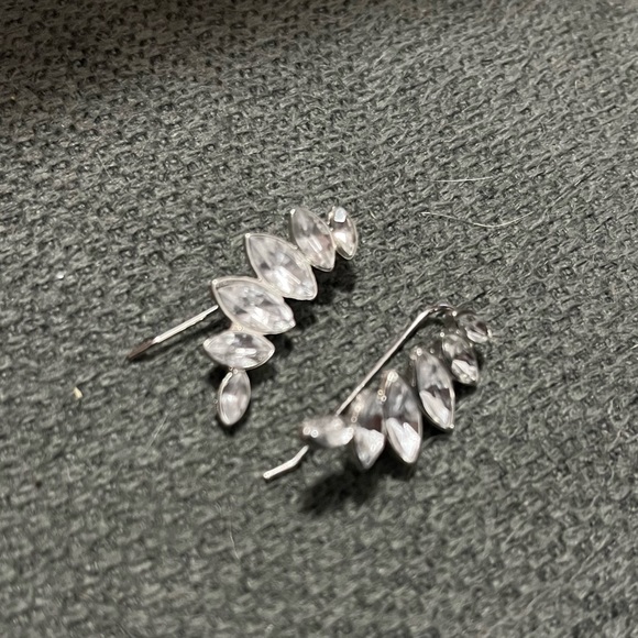 2 ear cuffs - Picture 2 of 4